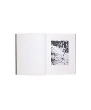 画像をギャラリービューアに読み込む, ARAKI NOBUYOSHI - ARAKI TOKYO